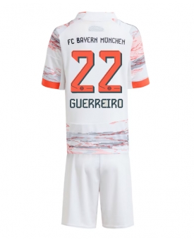 Billige Fotballdrakt Bayern Munich Raphael Guerreiro #22 Replika Bortedraktsett Barn 2025-26 Kortermet (med bukser)